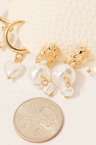 Surprise Me Pearl Earrings Set