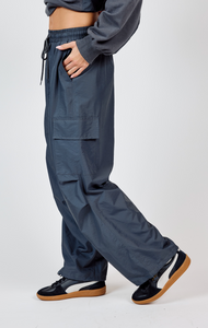 Vita Elastic Waist Cargo Pants