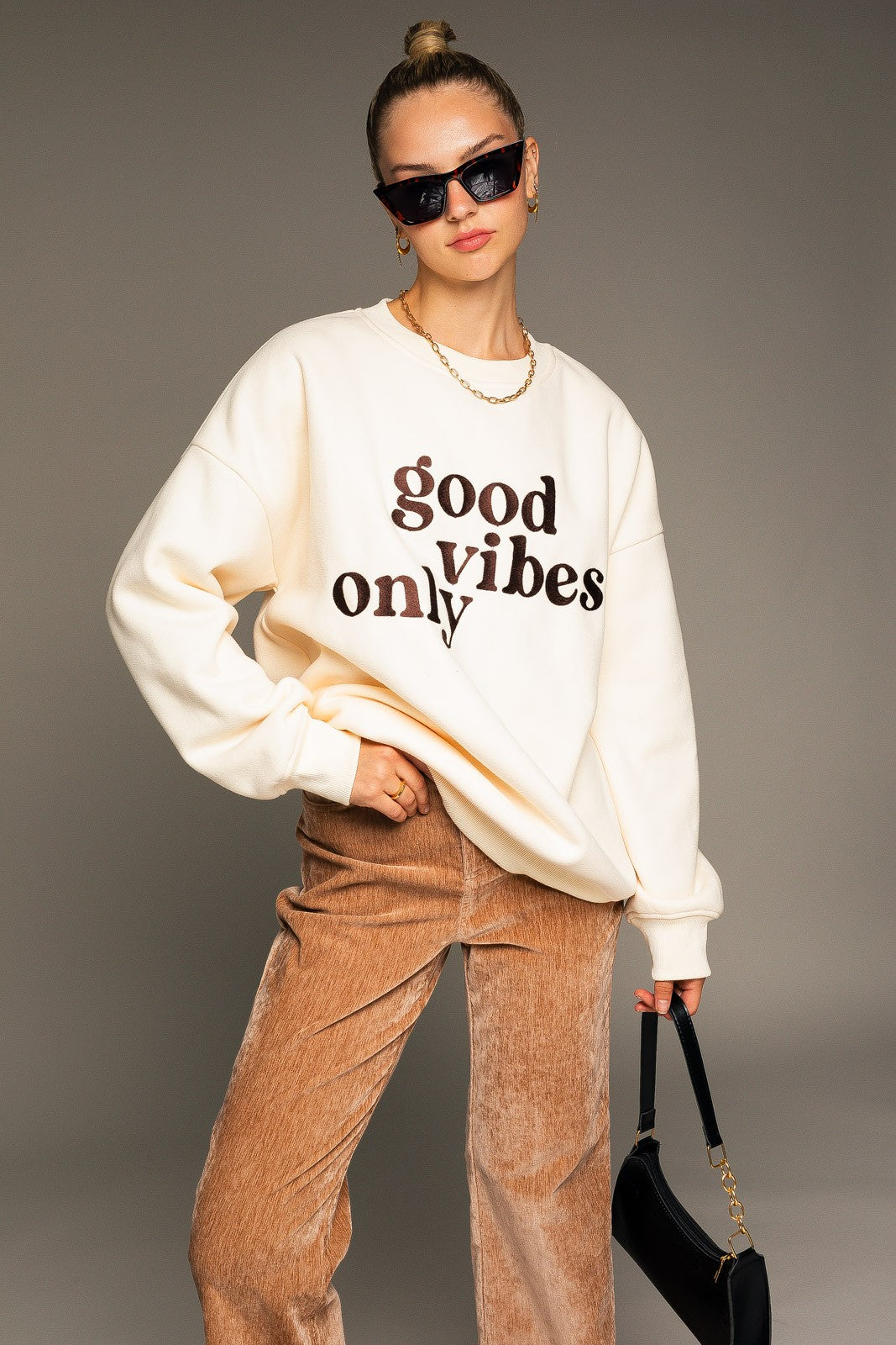 Good vibes oversized online sweatshirt